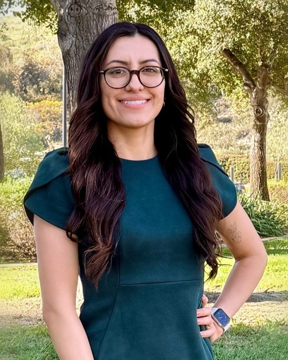 Evelyn Briones